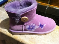 ugg airbrush  purpel butterfly and hibiskus